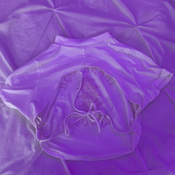 “thank you, enjoy” backless crop top 💮 - Picture 2 of 4